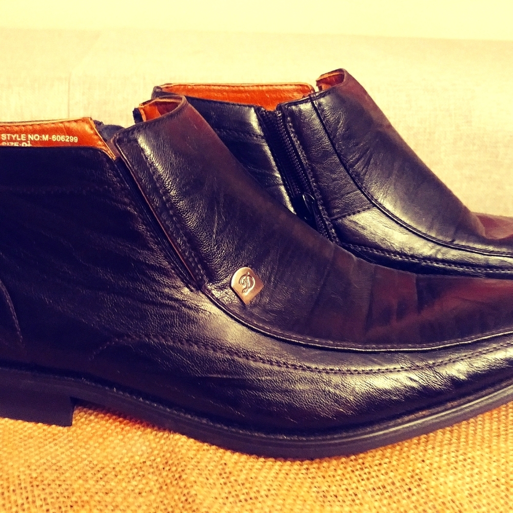 DELLI ALDO MARCO ANKLE HI DRESS BOOT